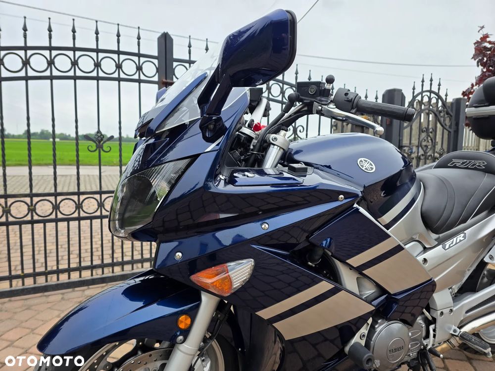 Yamaha FJR - 15