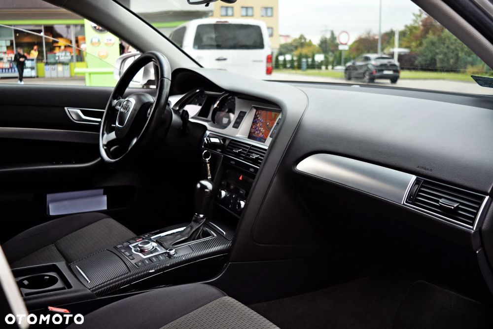Audi A6 - 12