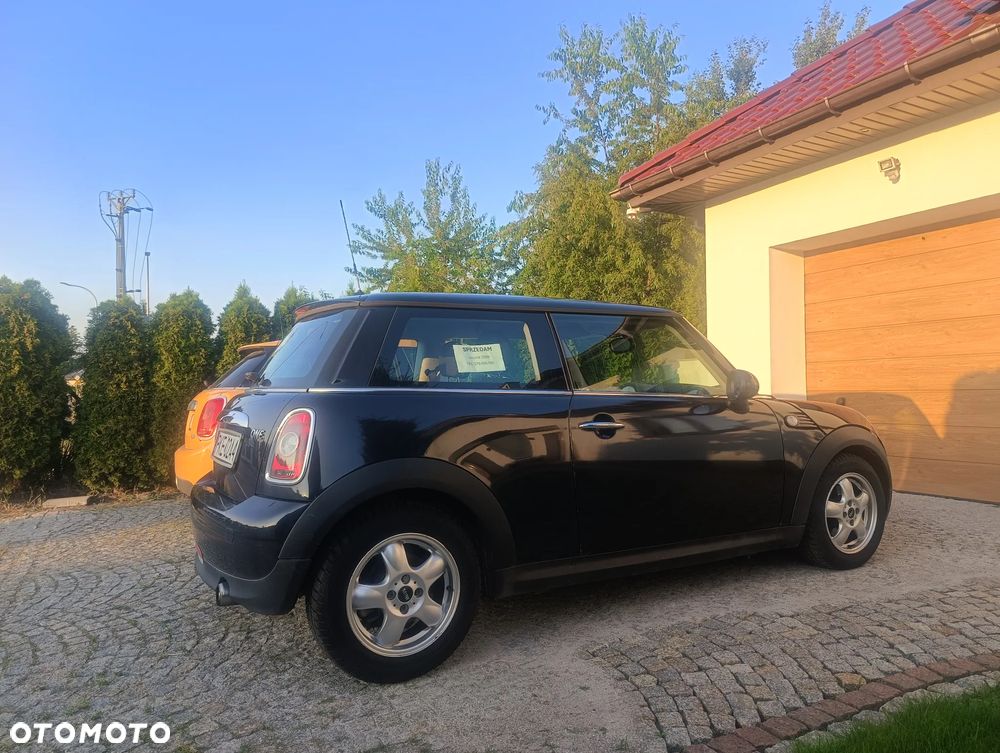 MINI ONE Standard - 3
