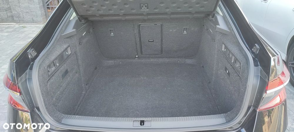 Skoda Superb 2.0 TDI SCR Style DSG - 17