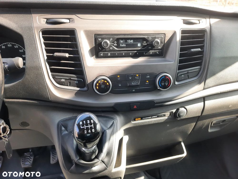 Ford TRANSIT DOKA 7osób - 14