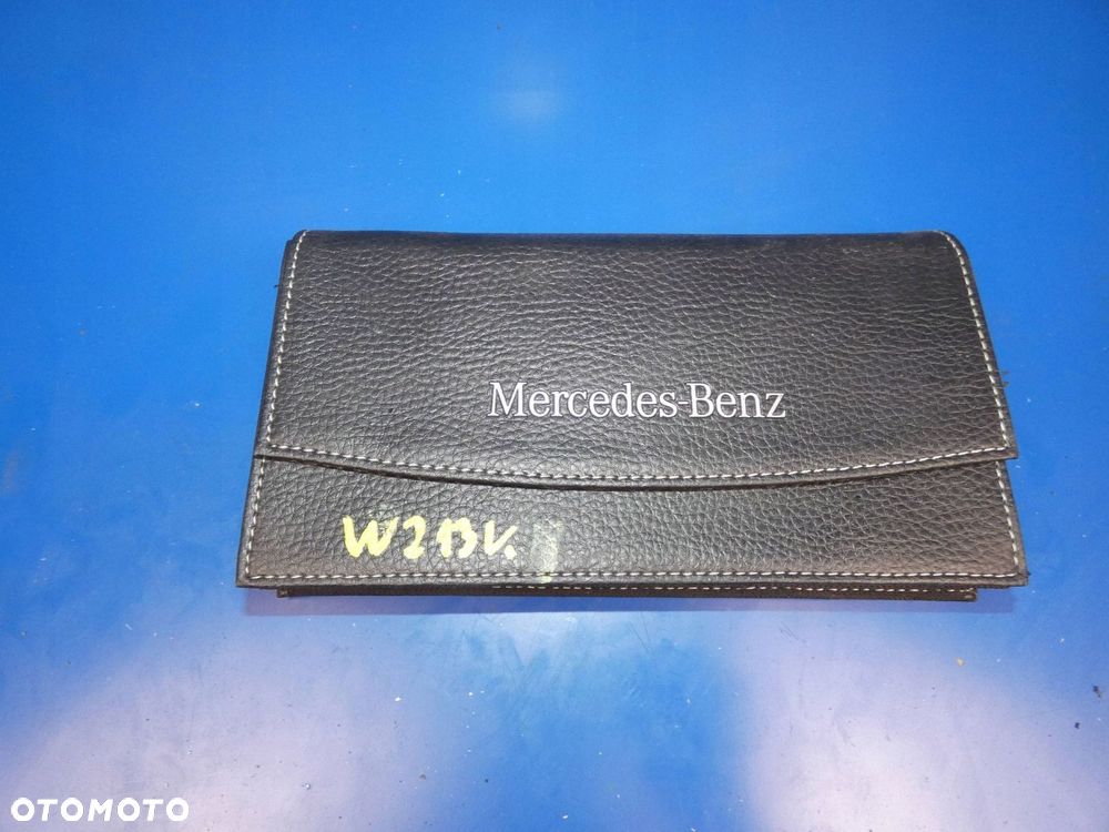 MERCEDES E KLASA W213 KOMBI INTRUKCJA KSIĄŻKI ETUI - WERSJA ANGIELSKA - 1