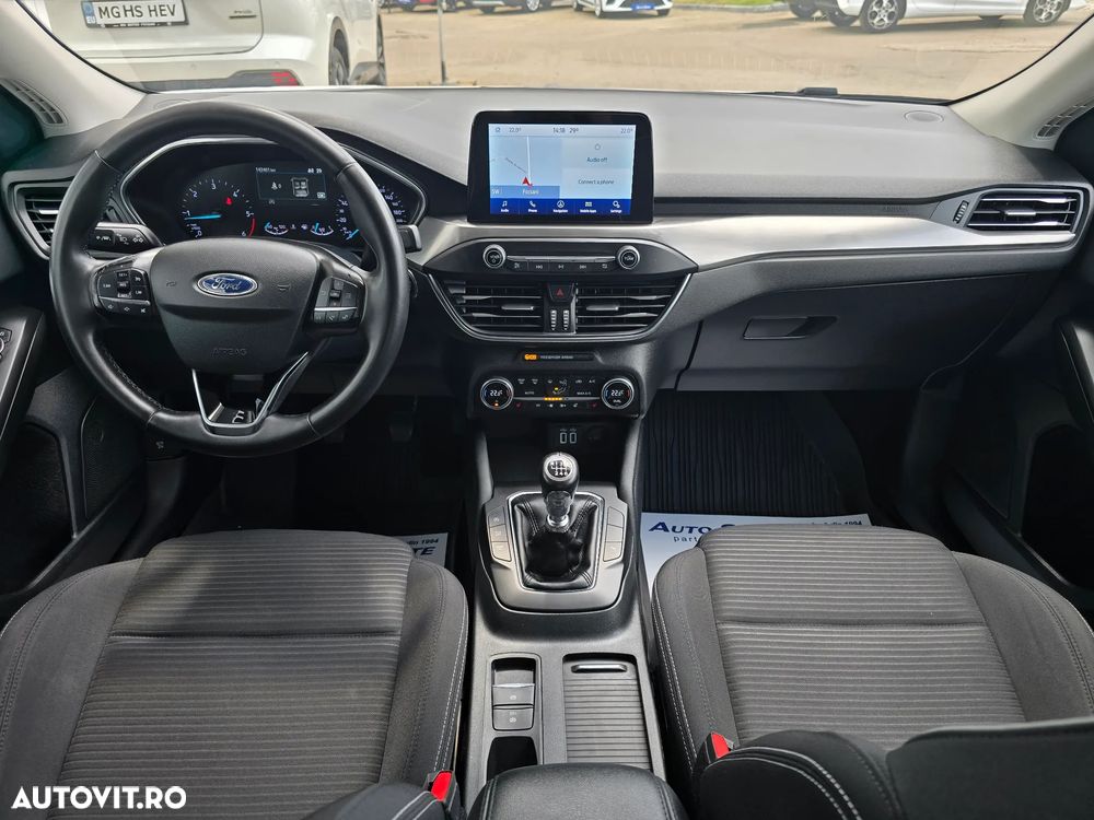 Ford Focus - 9
