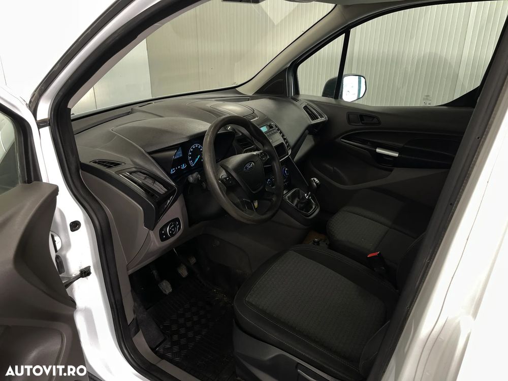 Ford Transit Connect - 6