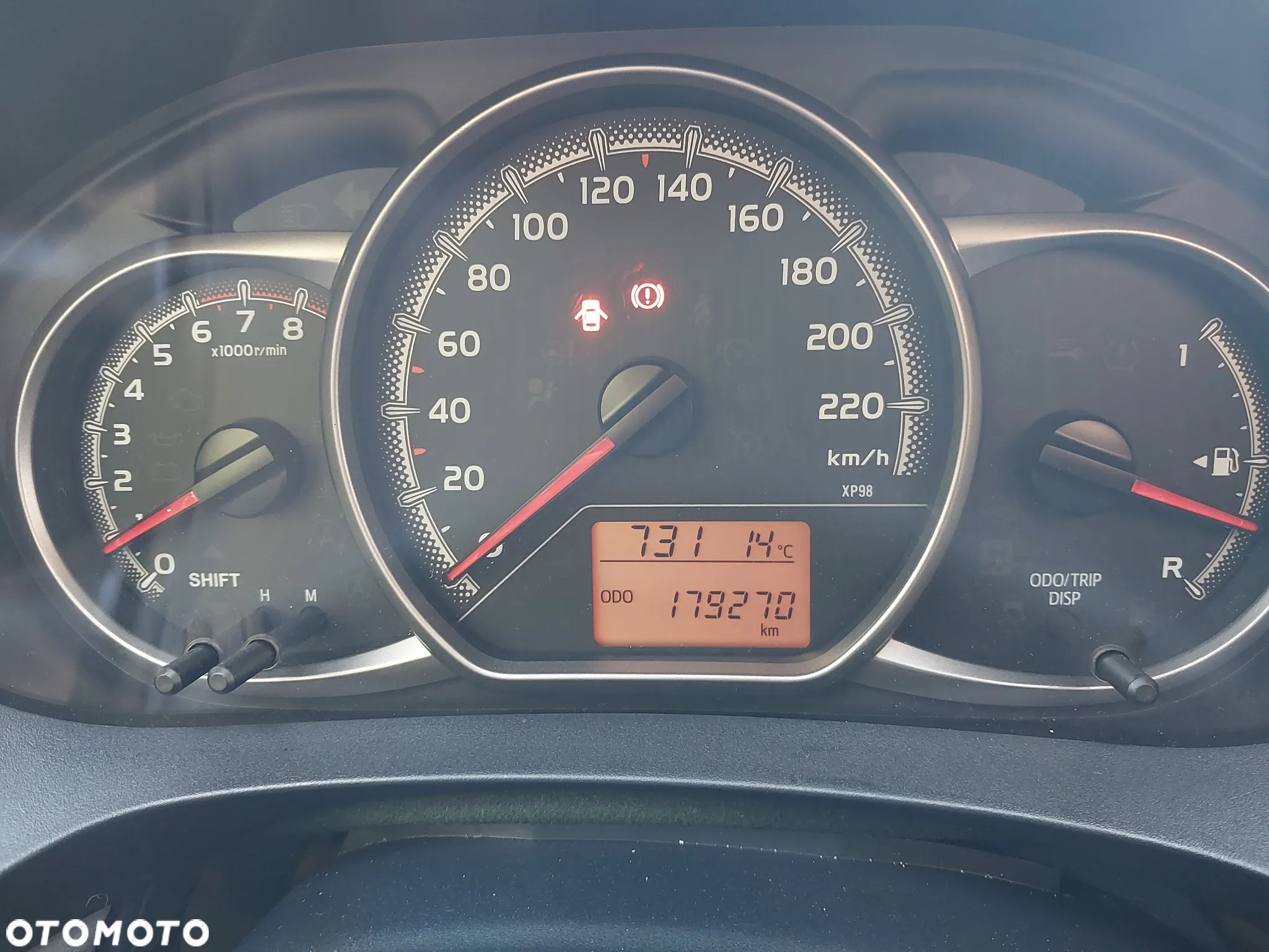 Toyota Yaris 1.0 Active EU6 - 4