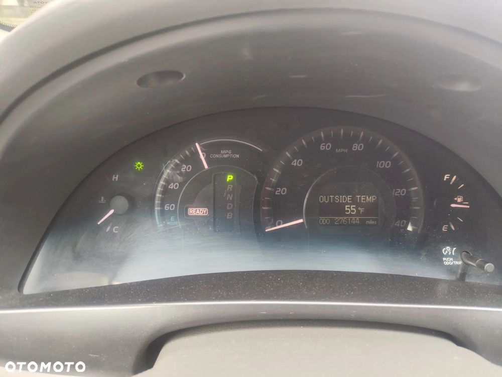 Toyota Camry 2.4 Hybrid - 15