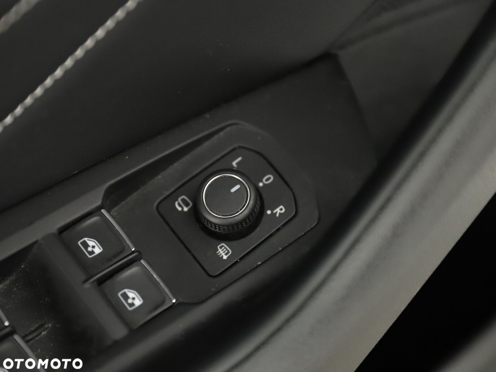 Volkswagen Passat 2.0 TDI 4Mot Elegance DSG - 19
