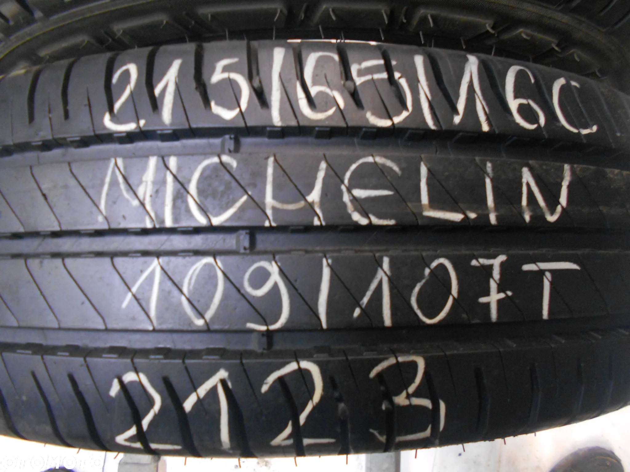 OPONY 215/65R16C MICHELIN AGILIS 3 DOT 2123 9.9MM - 3