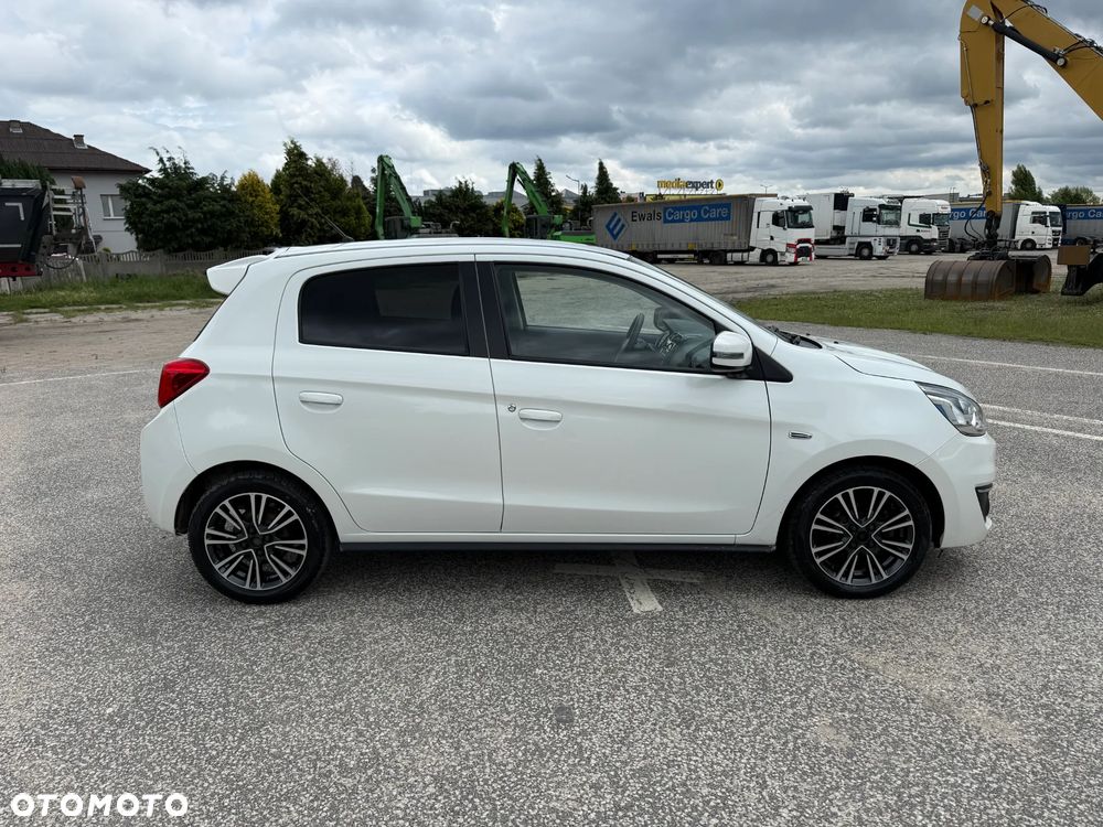Mitsubishi Space Star AS&G 1.2 CVT Spirit+ - 11