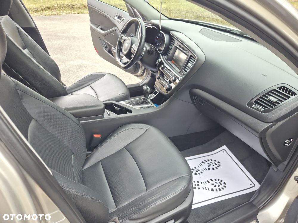 Kia Optima - 17