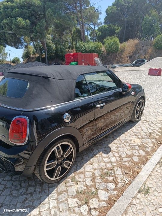 MINI Cabrio John Cooper Works - 5