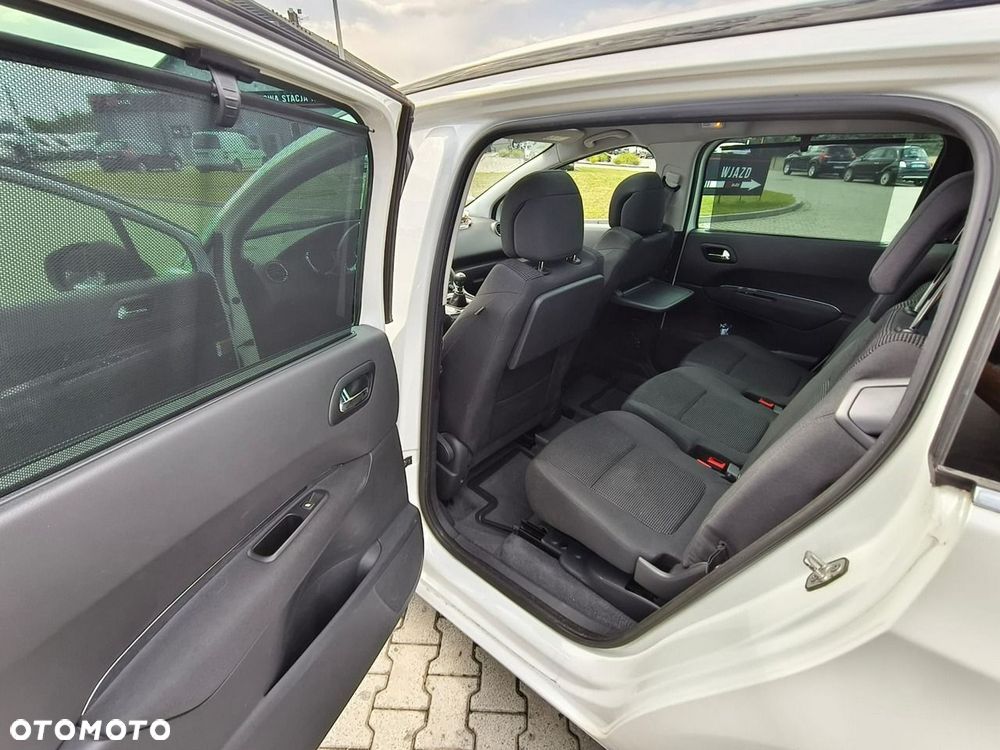 Peugeot 5008 - 14