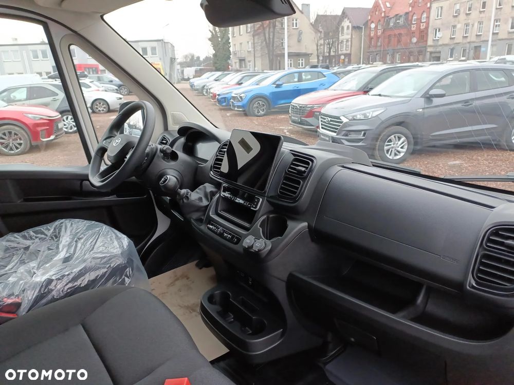 Toyota Proace Max - 9