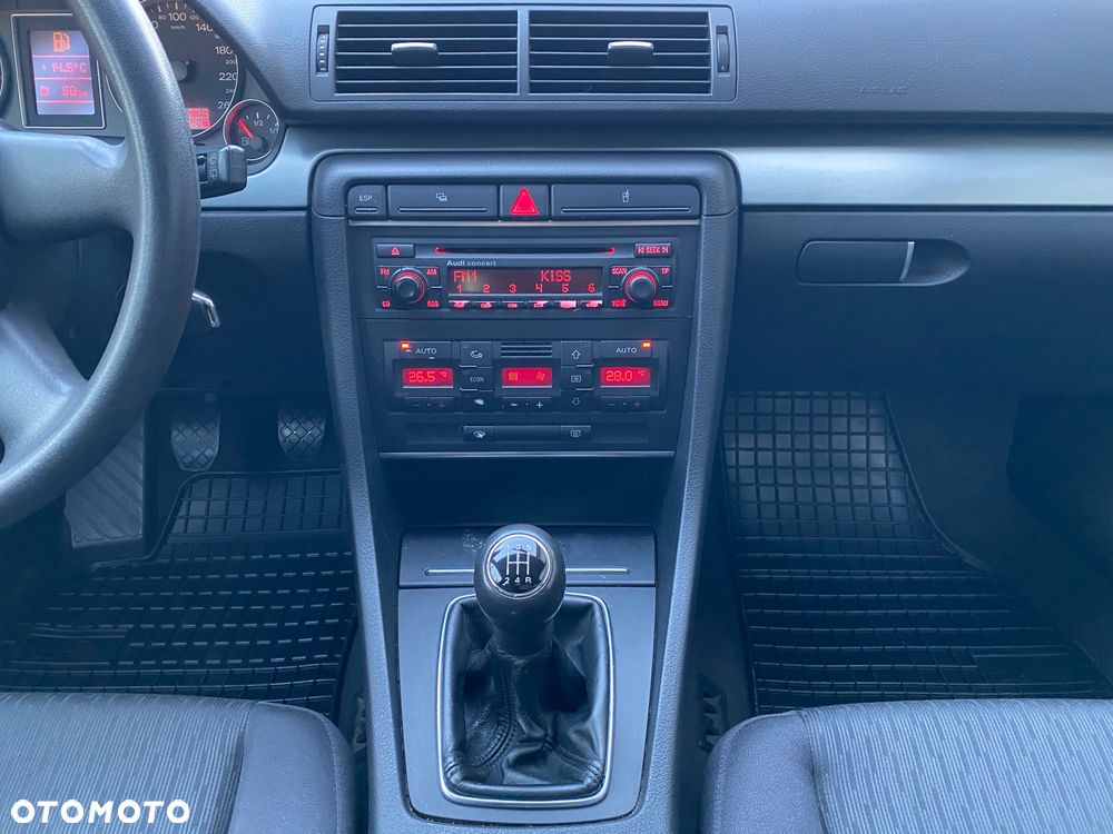 Audi A4 Avant 1.6 - 7