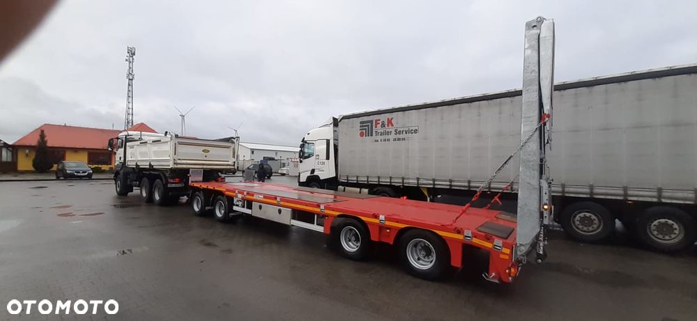MAX Trailer 4 osiowa przyczepa, najazdy hydrauliczne dwuczęściowe - 11