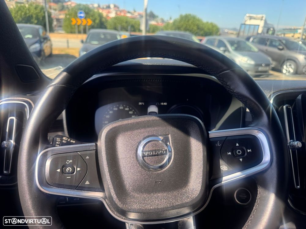 Volvo XC 40 T4 Recharge DKG Core - 12