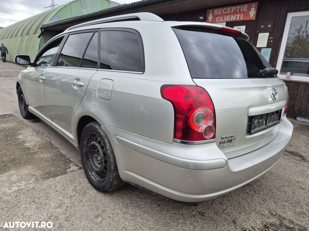 Dezmembram Toyota Avensis 2007 2.2d 177cp Manual - 3