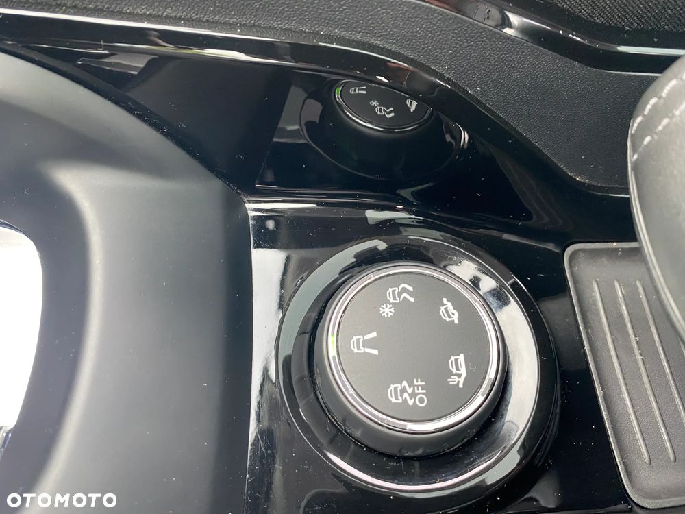 Peugeot 2008 PureTech 110 GPF Stop&Start EAT6 Crossway - 28