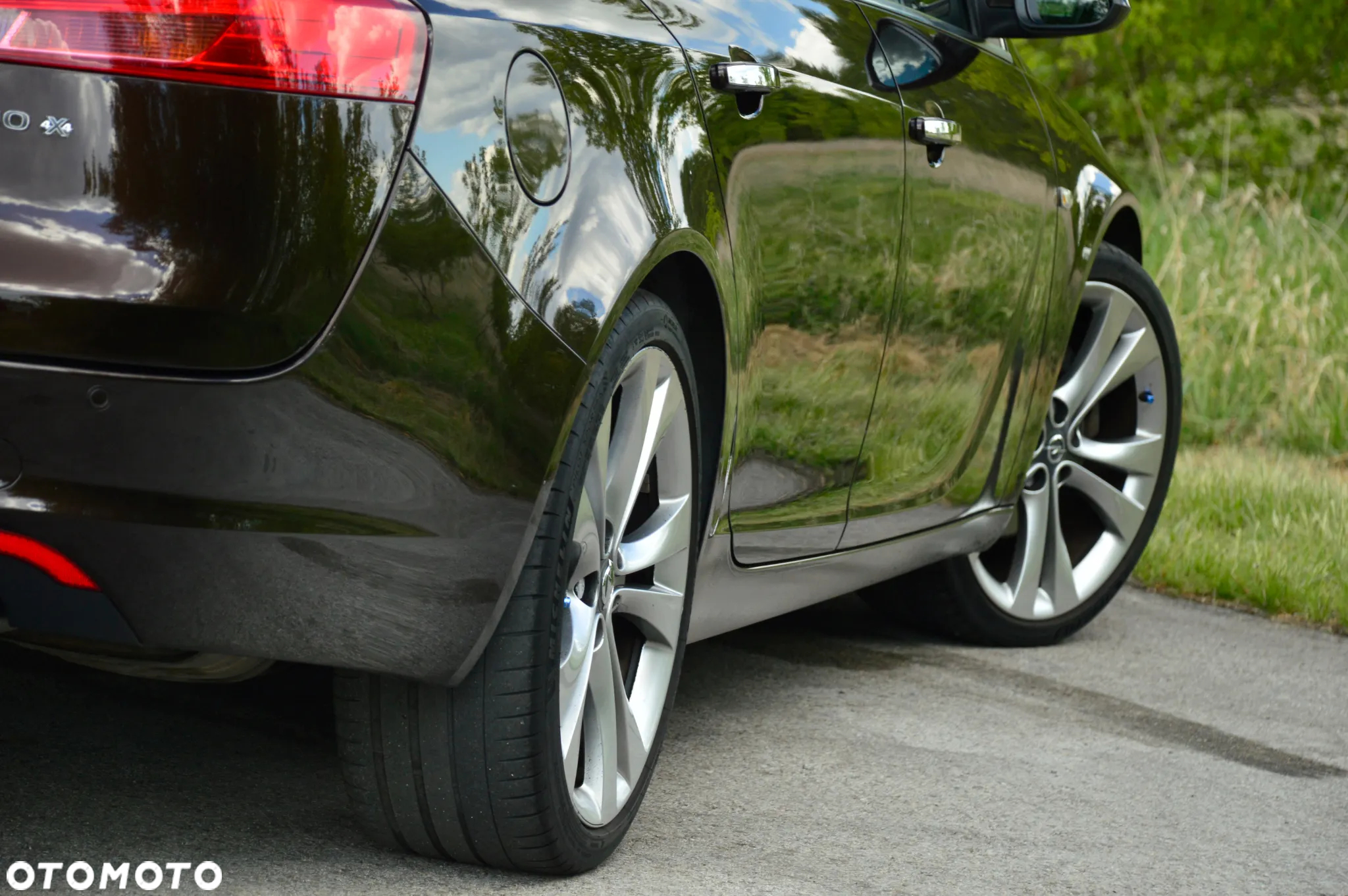 Opel Insignia 2.0 Turbo Sports Tourer Automatik Design Edition - 23