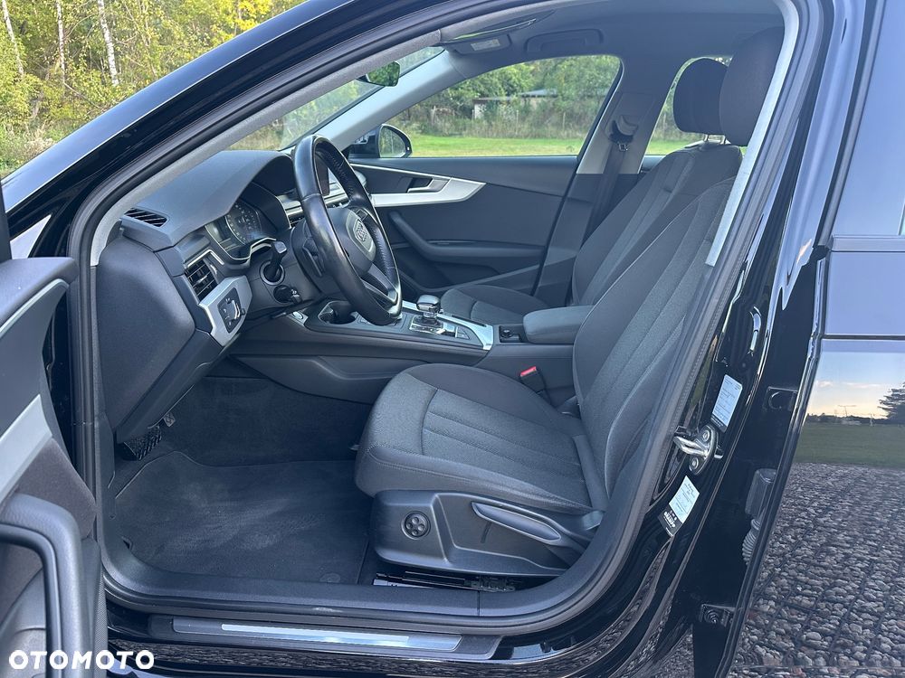 Audi A4 Avant 2.0 TDI Design S tronic - 28