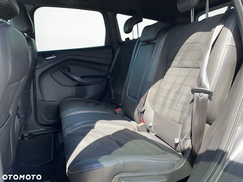 Ford Kuga - 14