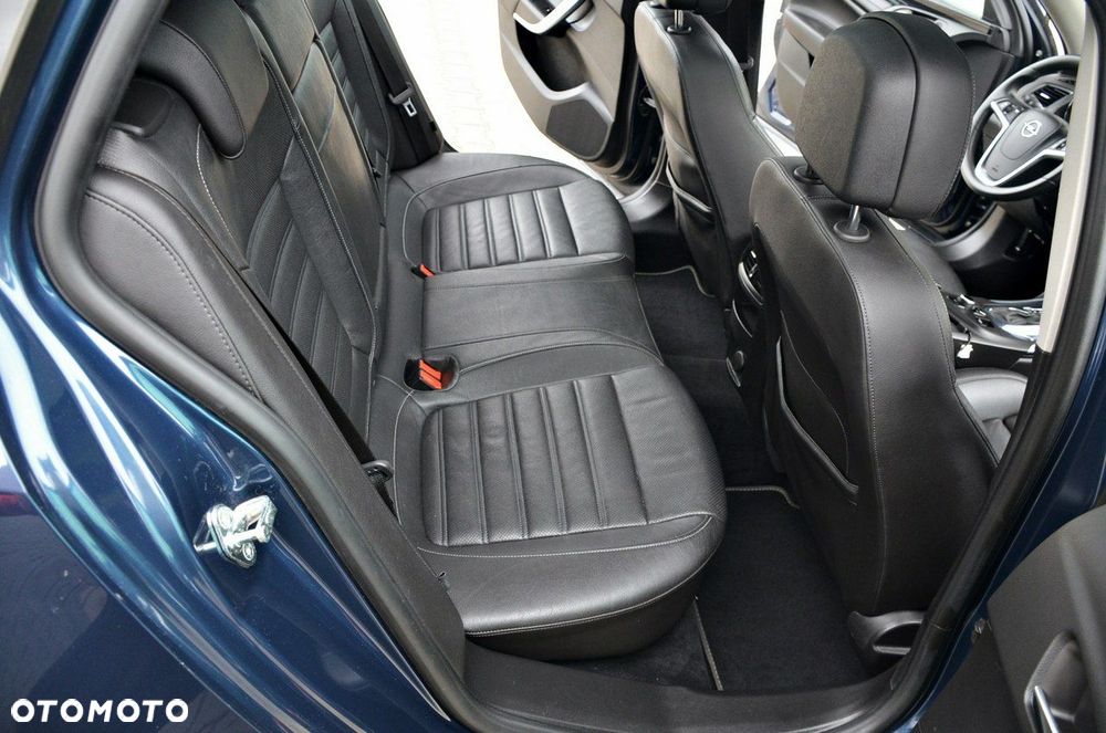 Opel Insignia - 20