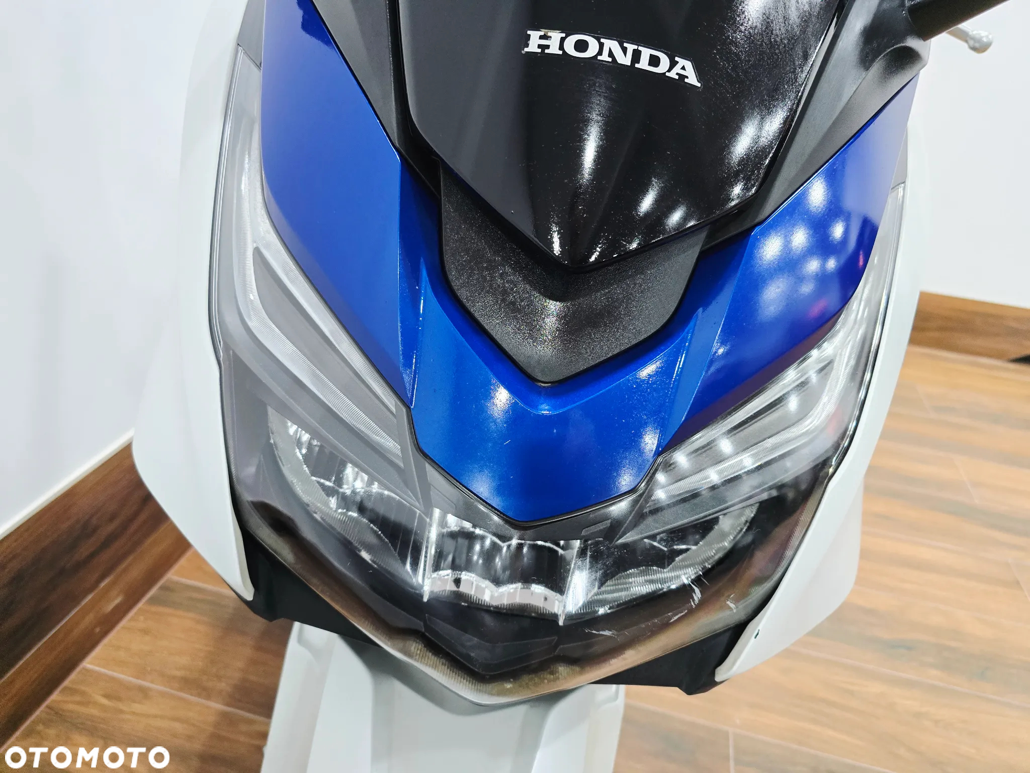 Honda NSS - 9