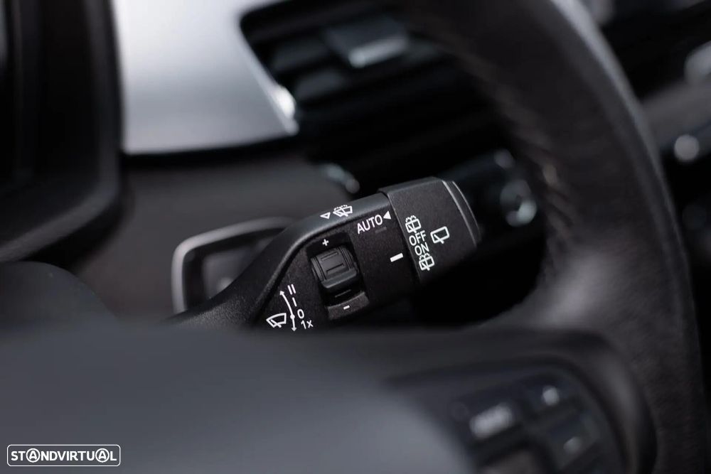 BMW X1 16 d sDrive Line Sport Auto - 34
