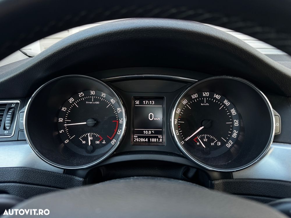 Skoda Superb 1.6 TDI GreenLine - 15