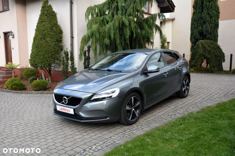 Volvo V40 T2 - 16