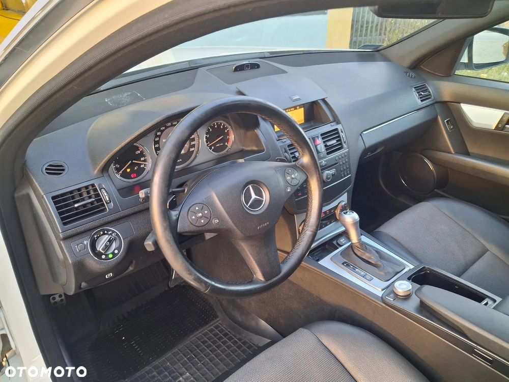 Mercedes-Benz Klasa C 180 Kompressor Automatik Elegance - 23