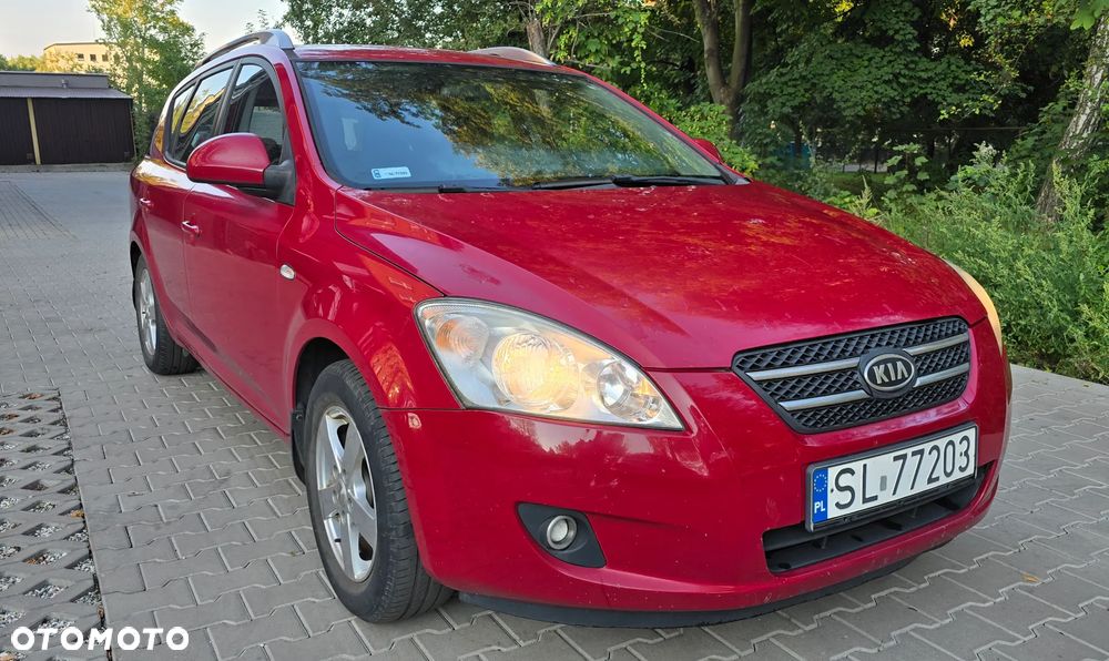 Kia Ceed - 7