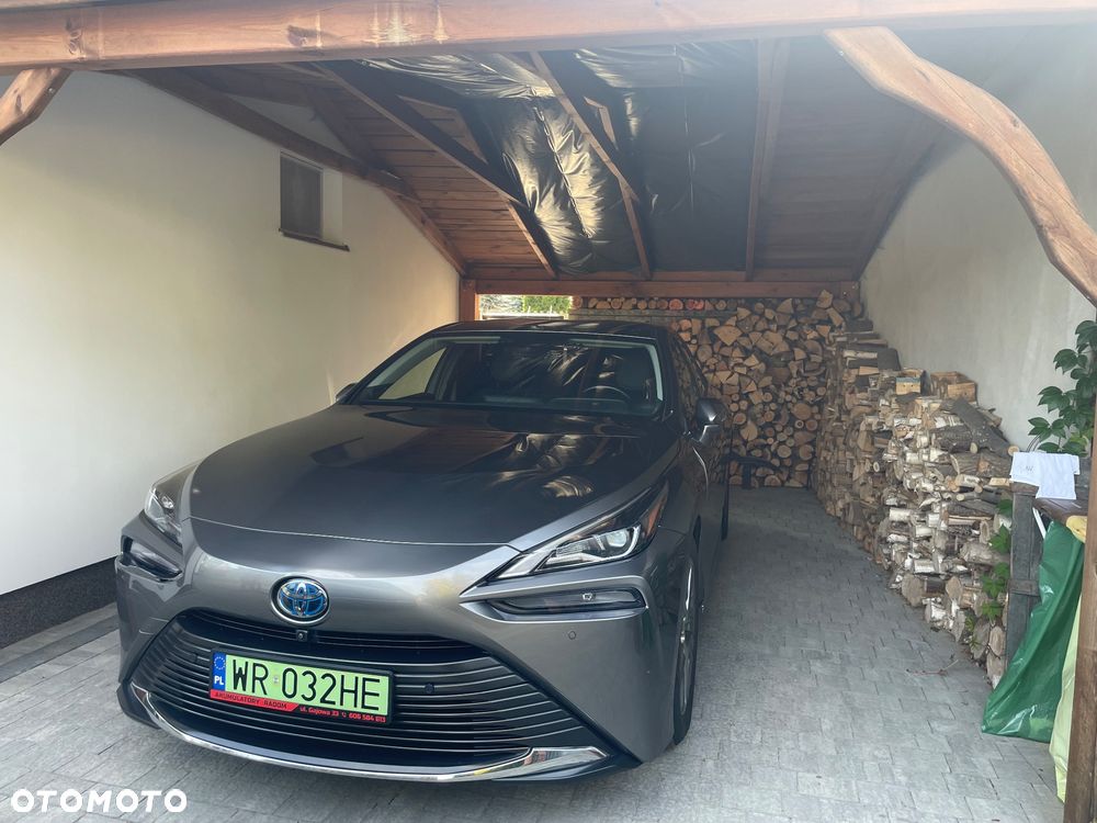 Toyota Mirai Executive - 20
