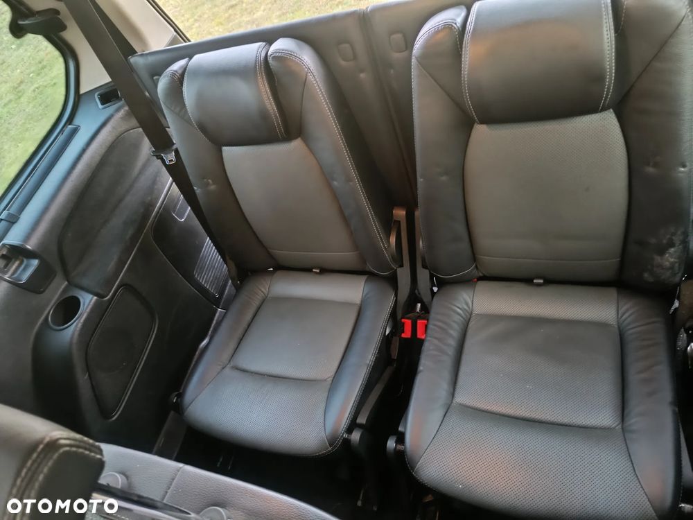 Ford Galaxy 2.0 TDCi Ghia - 14