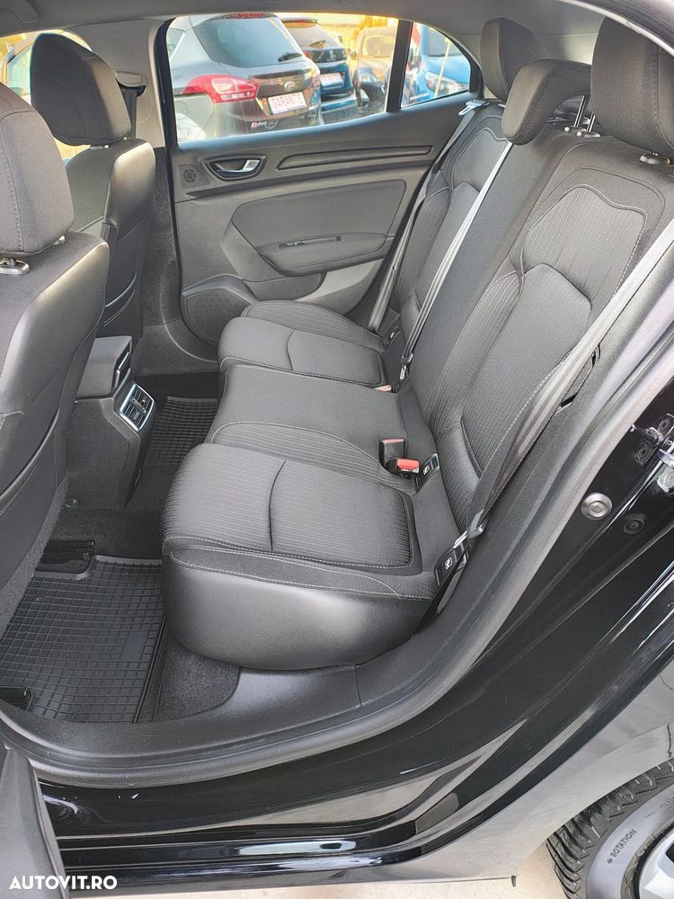 Renault Megane BLUE dCi 115 BUSINESS EDITION - 26