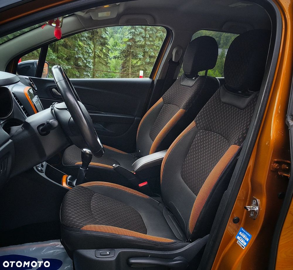 Renault Captur - 24