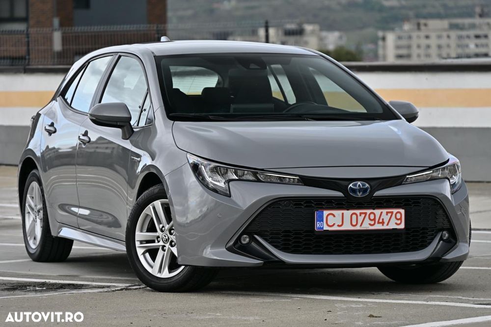 Toyota Corolla 1.8 Hybrid Business Edition - 2