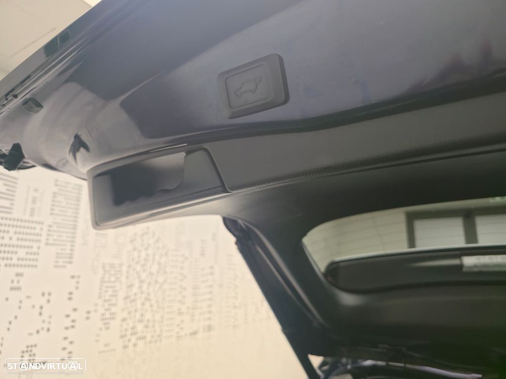 Toyota RAV4 2.5 HDF Square Collection - 27