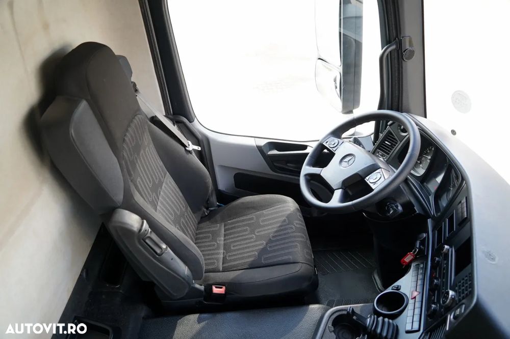 Mercedes-Benz ANTOS 2536 / 6x2 / PUNTE RIDICATĂ / PUNTE DIRECȚIE / HDS HIAB 144bs-2 Hiduo / ROTARE / TELECOMANDĂ - 27