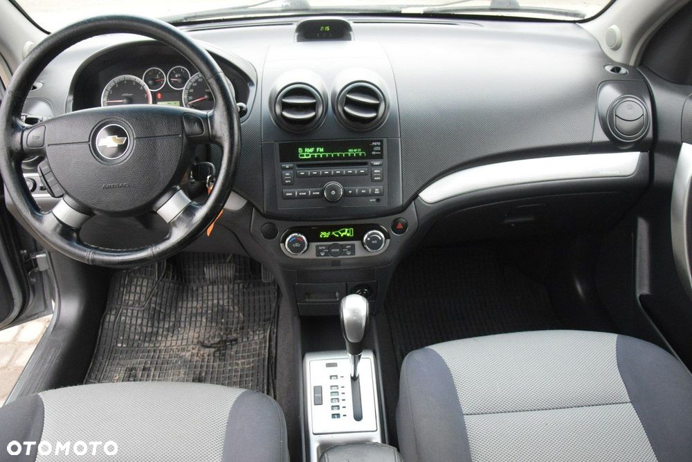 Chevrolet Aveo - 25