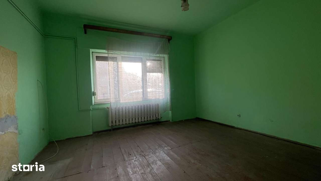CASA ULTRACENTRALA SALONTA - Imagine principală: 5/12