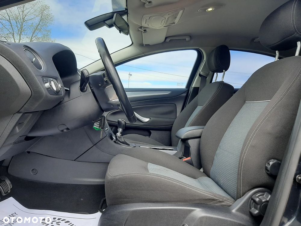 Ford Mondeo 1.6 TDCi Titanium - 18