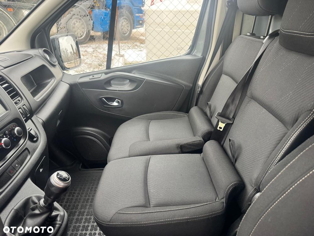 Renault TRAFIC - 16
