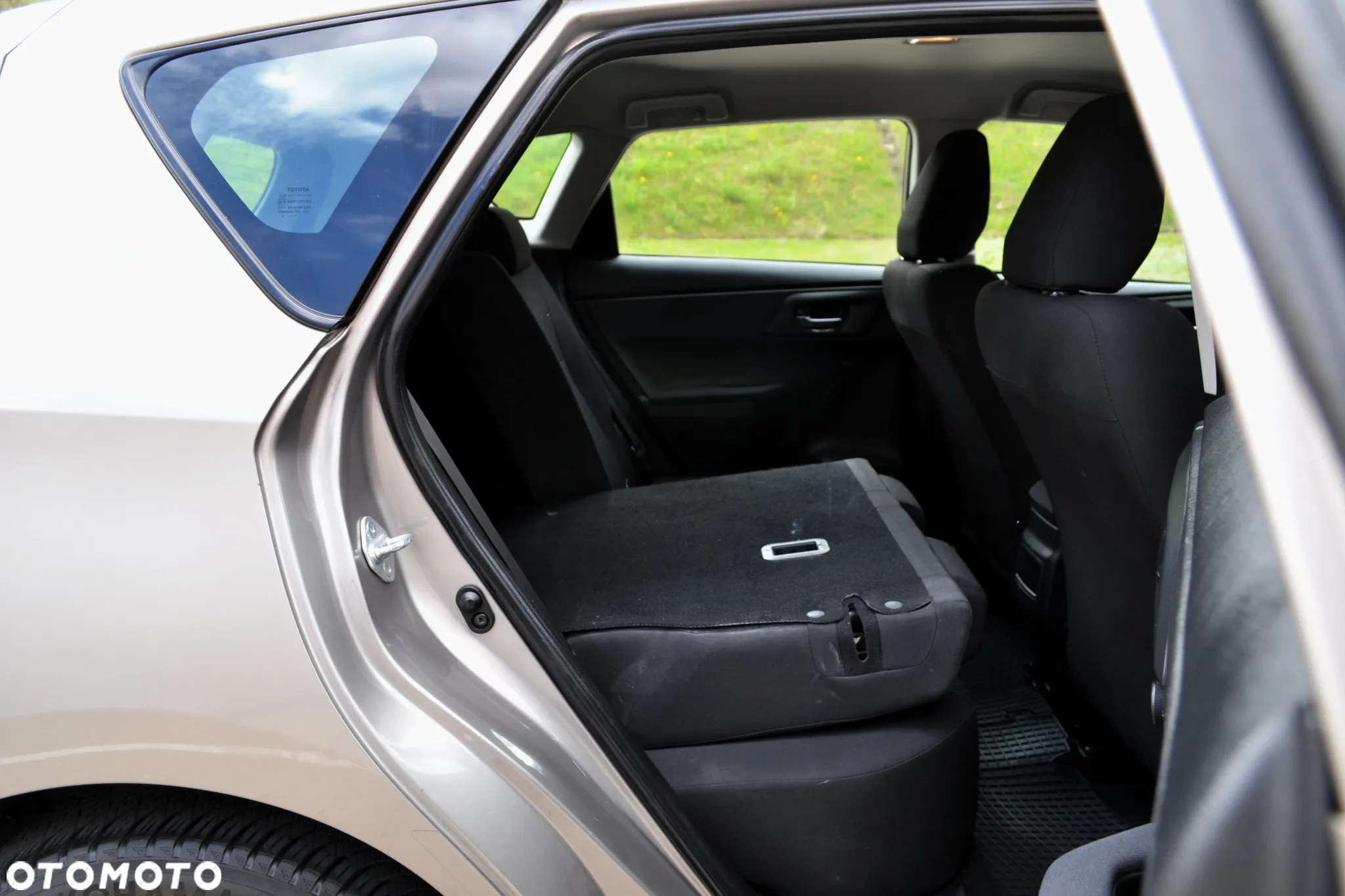 Toyota Auris 1.33 VVT-i Life Comfort - 13