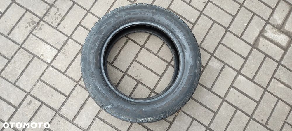 OPONY ZIMOWE 205/60R16 GOODYEAR ULTRAGRIP PERFORMANCE RSC (2118) ZIMA KOMPLET 4 SZTUKI - 2