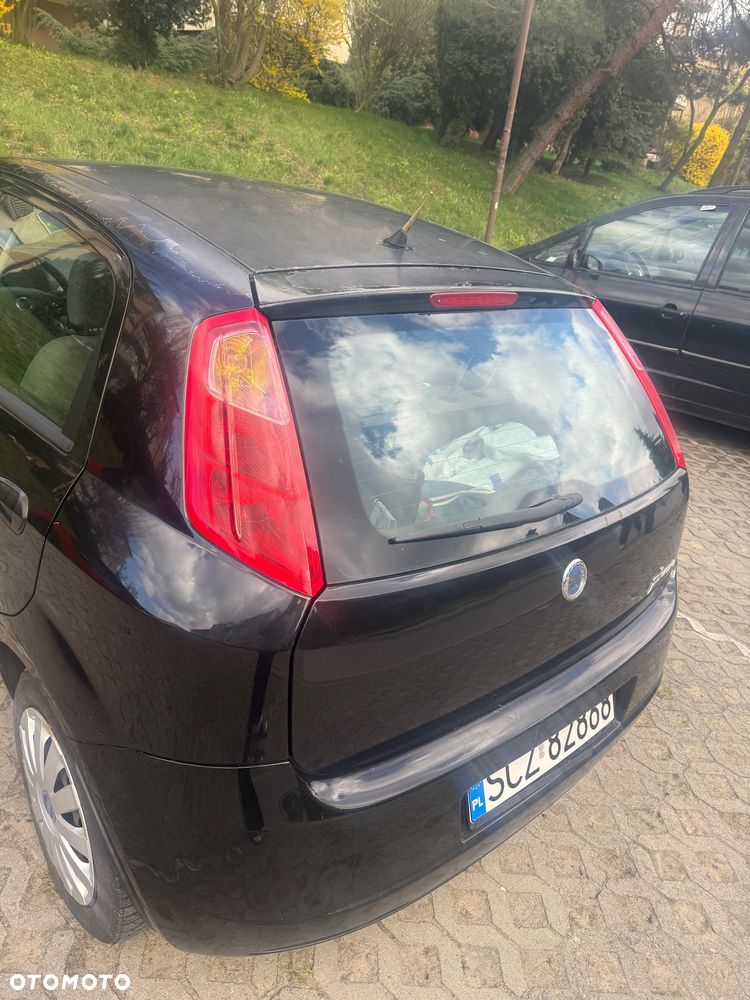 Fiat Punto 1.4 16V Emotion - 1