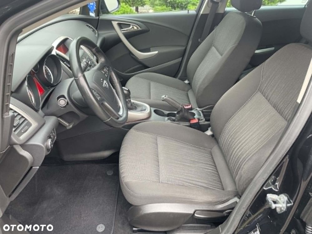 Opel Astra 1.4 Turbo - 27