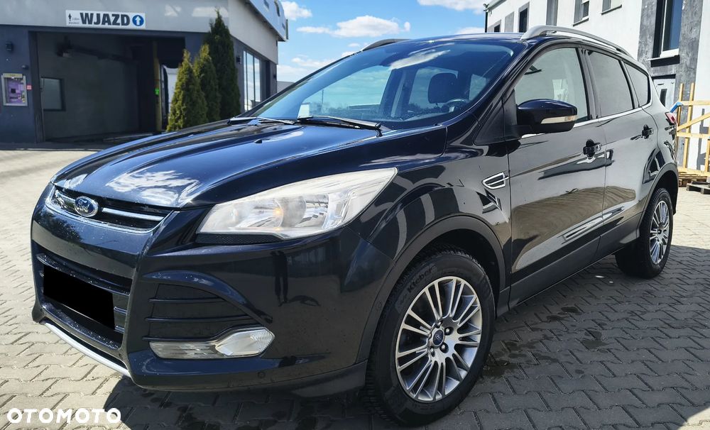 Ford Kuga 2.0 TDCi 2x4 Titanium - 4