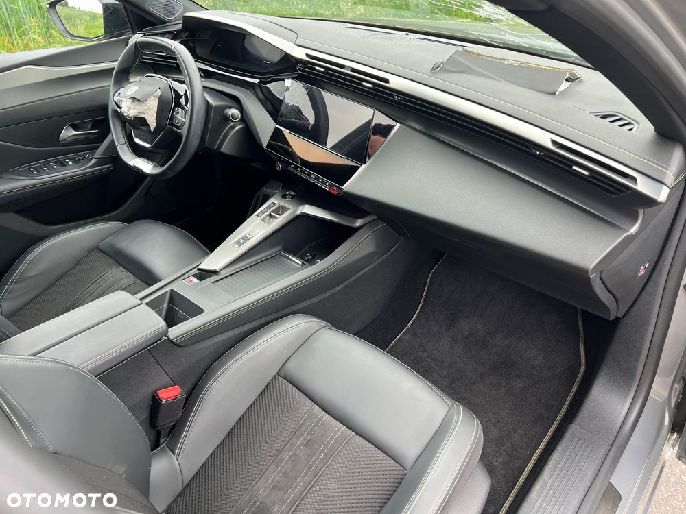 Peugeot 308 BlueHDi 130 EAT8 Stop & Start GT - 28