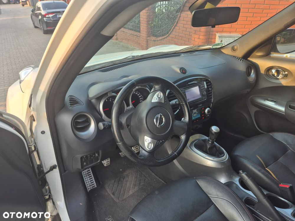 Nissan Juke 1.6 T Tekna - 8